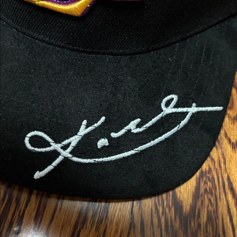 LA lakers Kobe Bryant Basketball SnapBack Cashed Out Brand